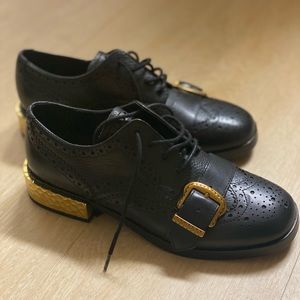 Ash leather black and gold oxfords